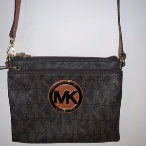 MICHAEL KORS Crossbody